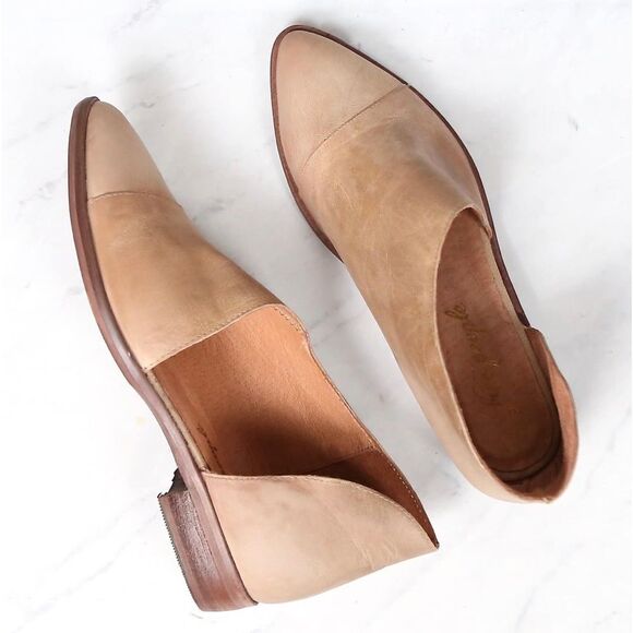 Free People Royale D’Orsay Pointed Toe Leather Flats 36/6 Taupe - Picture 1 of 16